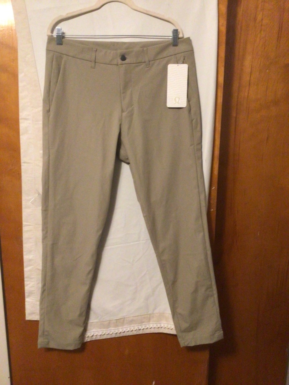 LULULEMON Commission Pants slim sweat wicking anti ball crushing SZ 34 NWT